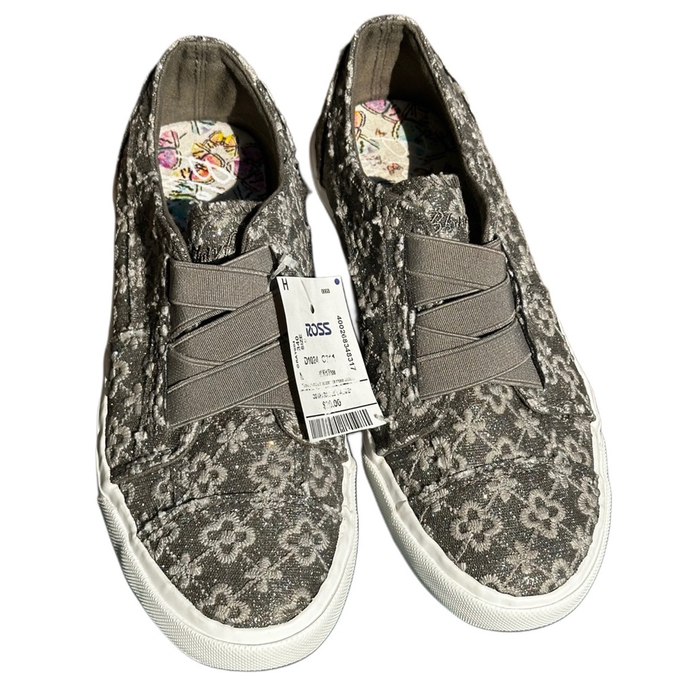 BLOWFISH Gray Floral Slip-On ladies New Sneakers with White Sole & pink Size 6